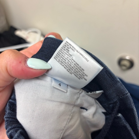 Uniqlo Denim Stretch Jogger Pants - Picture 8 of 8